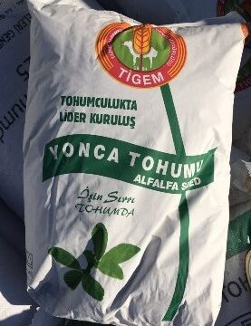 Artvin’li Çiftçilere Yonca Korunga Desteği