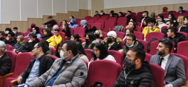Artvin İŞKUR Öğrencilere Seminer Gerçekleştirdi