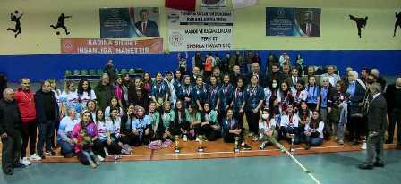EVİMİZİN SULTANLARI BAYANLAR VOLEYBOL TURNUVASI SONA ERDİ