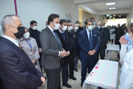 Korumalı: MURGUL ORTAOKULU TÜBİTAK 4006 BİLİM FUARI AÇILIŞI YAPILDI