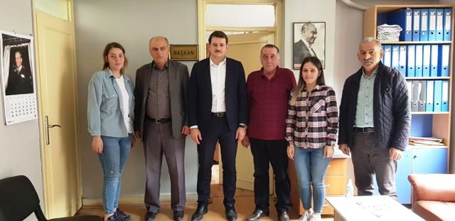 Korumalı: BORÇKA KAYMAKAMI BULAT, STK TEMSİLCİLERİNİ ZİYARET ETTİ