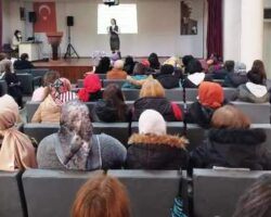 Borçka T.S.M.’nden “Rahim Ağzı Kanseri” Bilgilendirmesi Yapıldı