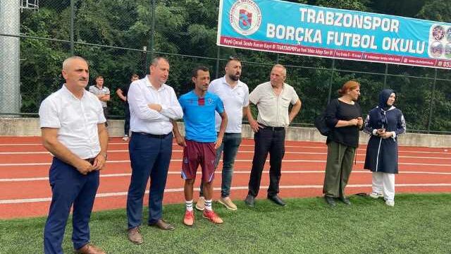 Başkan Çakır’dan Trabzonspor Borçka Futbol Okuluna Ziyaret