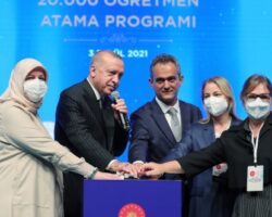 ÖĞRETMENLER ATAMALARINI HEYECANLA BEKLİYOR