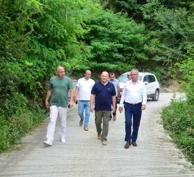 Milletvekili Bayraktutan, Borçka’daki Çalışmaları İncelemede Bulundu