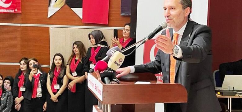 Yeniden Refah Partisi Genel Başkanı Erbakan, Artvin’de