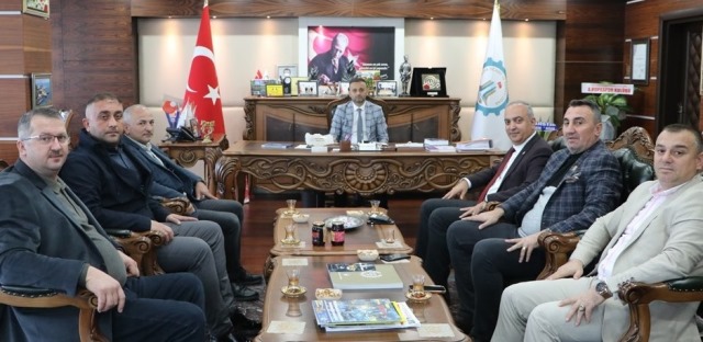 Başkan Orhan ve Başkan Merttürk’ten Hopa TSO’ya Ziyaret