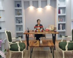 Diyetisyen Özçelik, “Diyetisyenin görevi insanı beslemektir”