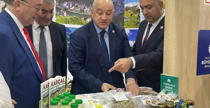 B.B. Artvin Tanıtım Günlerinde
