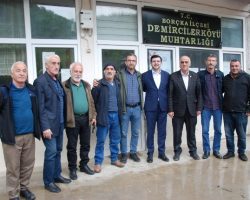 Bağımsız Aday Ataman, Borçka’da Köy muhtarları ziyaretinde