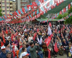 Borçka’da CHP Miting Kareleri