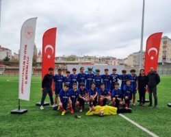 M.A.E. Ortaokulu Futbol’da Türkiye Yarı Finalindeler