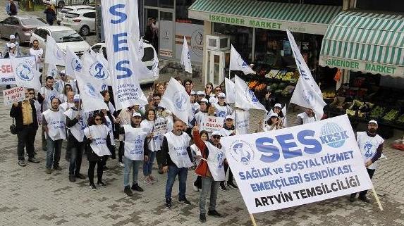 Sağlık ve Sosyal Hizmetler Sendikası Artvin Şubesi, “Sağlıkçıların sabır taşı çatlamak üzere”