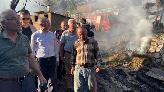 Artvin Hızarlı Köyünde Korkutan Yangın