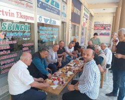 Belediye Başkanı Orhan, Terminal Esnafı İle Kahvaltıda Bir Araya Geldi