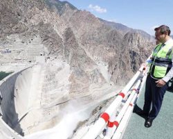 Enerji ve Tabii Kaynaklar Bakanı Bayraktar, Yusufeli Barajı ve HES’de 2,5 milyon vatandaşın elektrik ihtiyacının karşılayacak”