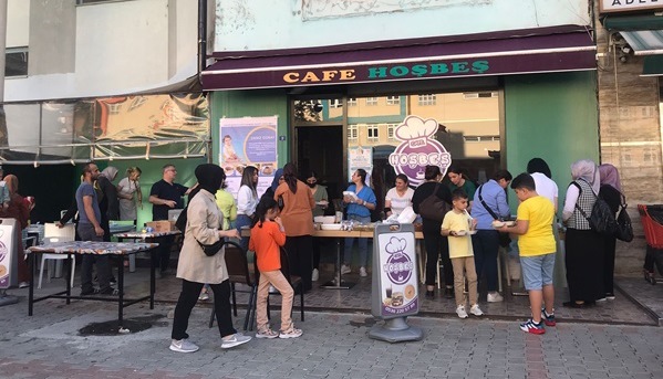 Cafe Hoşbeş’ten DENİZ Bebek İçin Kermes Yardımı