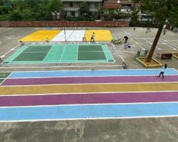Artvin’de bütün okul bahçeleri rengarenk boyanıyor