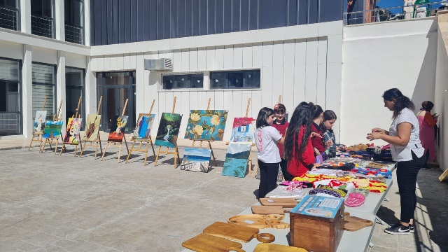 DENİZ bebeğe bir kermes yardımı da Gazi Ortaokulundan