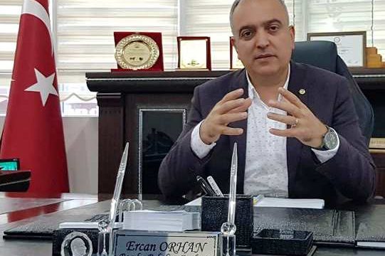 Başkan Ercan Orhan, “Borçka’lı kavgacı şiddete meyilli falan değil, Borçkalı yeniliklere açık, Borçkalı güzel işleri alkışlıyor”