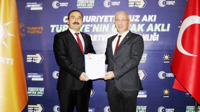 Celal Öztürk AK Parti Artvin Belediye Başkan aday adaylığı için resmi başvurusunu yaptı