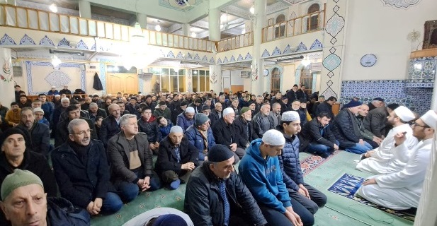 2024’ün ilk sabahında Halitpaşa Cami’sinde buluştular