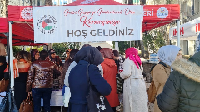 Artvin’de geliri Filistin’e bağışlanmak üzere kermes düzenlendi