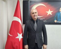 Korumalı: Anahtar Parti Artvin İl Başkanı Tokdemir, 1 Mayıs Emek ve Dayanışma Gününde Türkiye’nin dört bir yanında alın teri döken emekçilerin bayramını kutladı