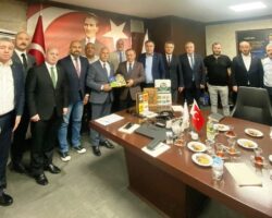 Korumalı: ÇAYKUR ve Ticaret Borsası Bir Araya Geldi