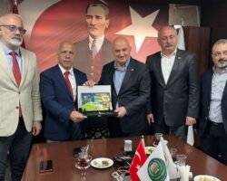 Korumalı: Milletvekili Bayraktutan, Artvin Ticaret Borsasını ziyaret etti