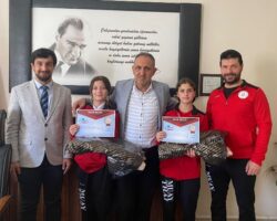 Korumalı: Başarılı Muay Thai Sporcularını İlçe MEM Bakır Tebrik Etti