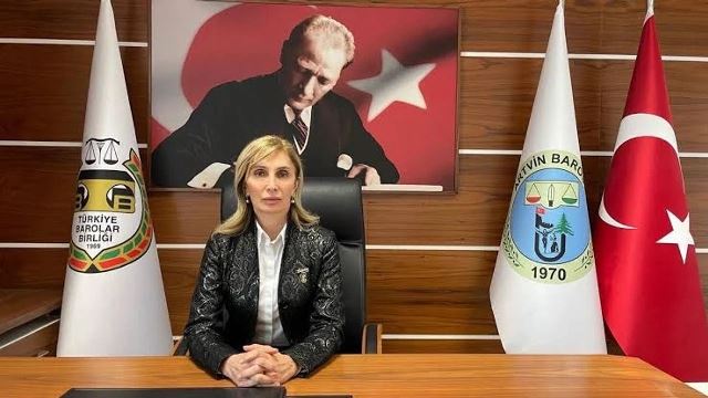 Korumalı: Artvin Barosu Başkanı Demiral Almalı, “CMK görevlendirmelerinde yıllardır devam eden ücret eşitsizliği sorununa son verildi”