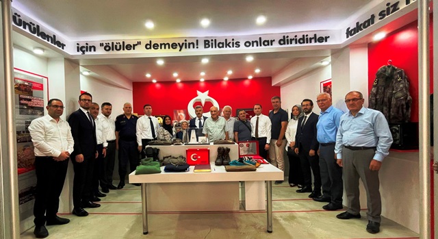 Korumalı: Artvin Valisi Ergün, 15 Temmuz Şehit ailelerini ziyaret etti