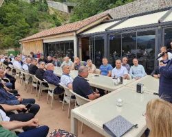 Korumalı: Milletvekili Çelik,  köy içlerinde kilit parke döşenerek vatandaşlara daha konforlu yaşam alanları sunulacak