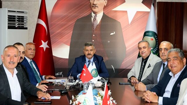Korumalı: Vali Ergün, Artvin Ticaret Borsası Meclis Toplantısı’na katıldı