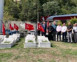 Korumalı: 30 Ağustos Zafer Bayramında Borçka Garnizon Şehitliği ziyaret edildi