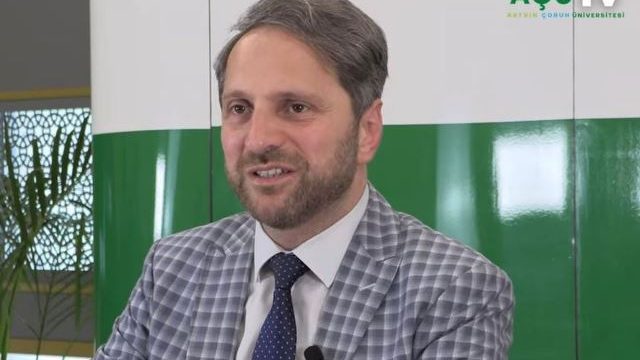 Korumalı: AÇÜ İlahiyat Fakültesi Dekanı Yılmaz, üniversite tercih sürecinde olan adaylara önemli açıklamalarda bulundu