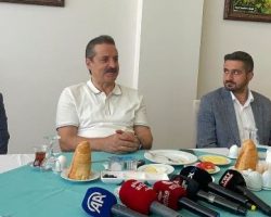 Milletvekili Çelik, “Artvin’in sağlık, eğitim ve ulaşım alanında önemli kazanımlar elde edecek”
