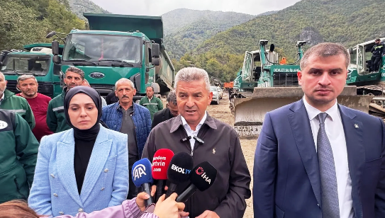 Korumalı: Artvin Valisi Ergün, Camili bölgesinde afetin etkilerini yerinde değerlendirdi