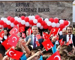 Korumalı: Artvin’de ilk ders ziliyle 22404 öğrenci eğitim öğretime başladı