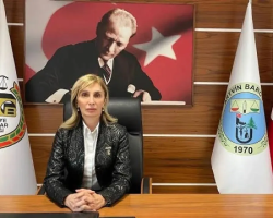 Artvin Barosu Başkanı Demiral Almalı, “Demokratik bir hukuk devletinde, gazeteciliğin suç olmadığına” dikkat çekti