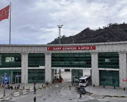 Gürcistan hükümeti, Türk vatandaşlarının ülkeye girişinde seyahat ve sağlık sigortası zorunluluğu getirdi