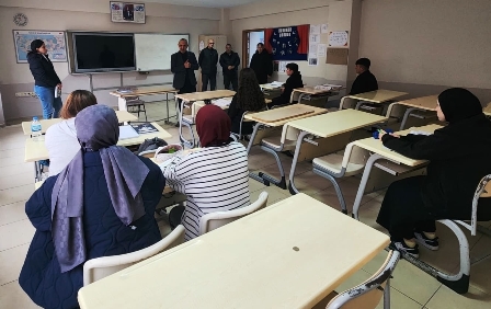 İlçe MEM Bakır, İmam Hatip Lisesini ziyaret etti