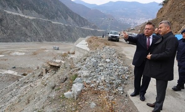 Vali Ergün, Livane Küçük Sanayi Sitesinde İncelemelerde Bulundu