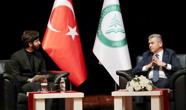 Vali Ergün, Öğrencilerin Soruları İçtenlikle Yanıtlandı