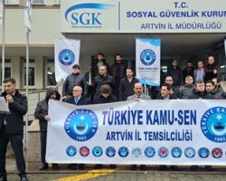 Av. Zekeriya Polat için SGK İl Müdürlüğü önünde basın açıklaması yapıldı