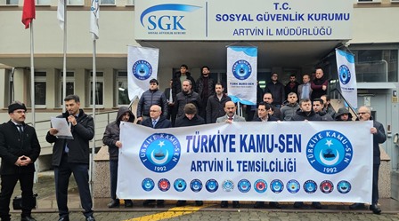 Av. Zekeriya Polat için SGK İl Müdürlüğü önünde basın açıklaması yapıldı