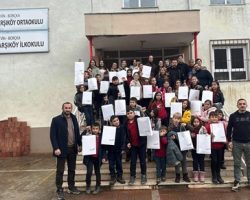 TUSAŞ, Karşıköy Ortaokulu öğrencilerine yönelik bilgilendirici sunum gerçekleştirdi