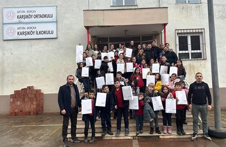 TUSAŞ, Karşıköy Ortaokulu öğrencilerine yönelik bilgilendirici sunum gerçekleştirdi