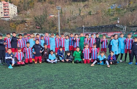 U11 Takımları Borçka’da hazırlık maçında buluştu